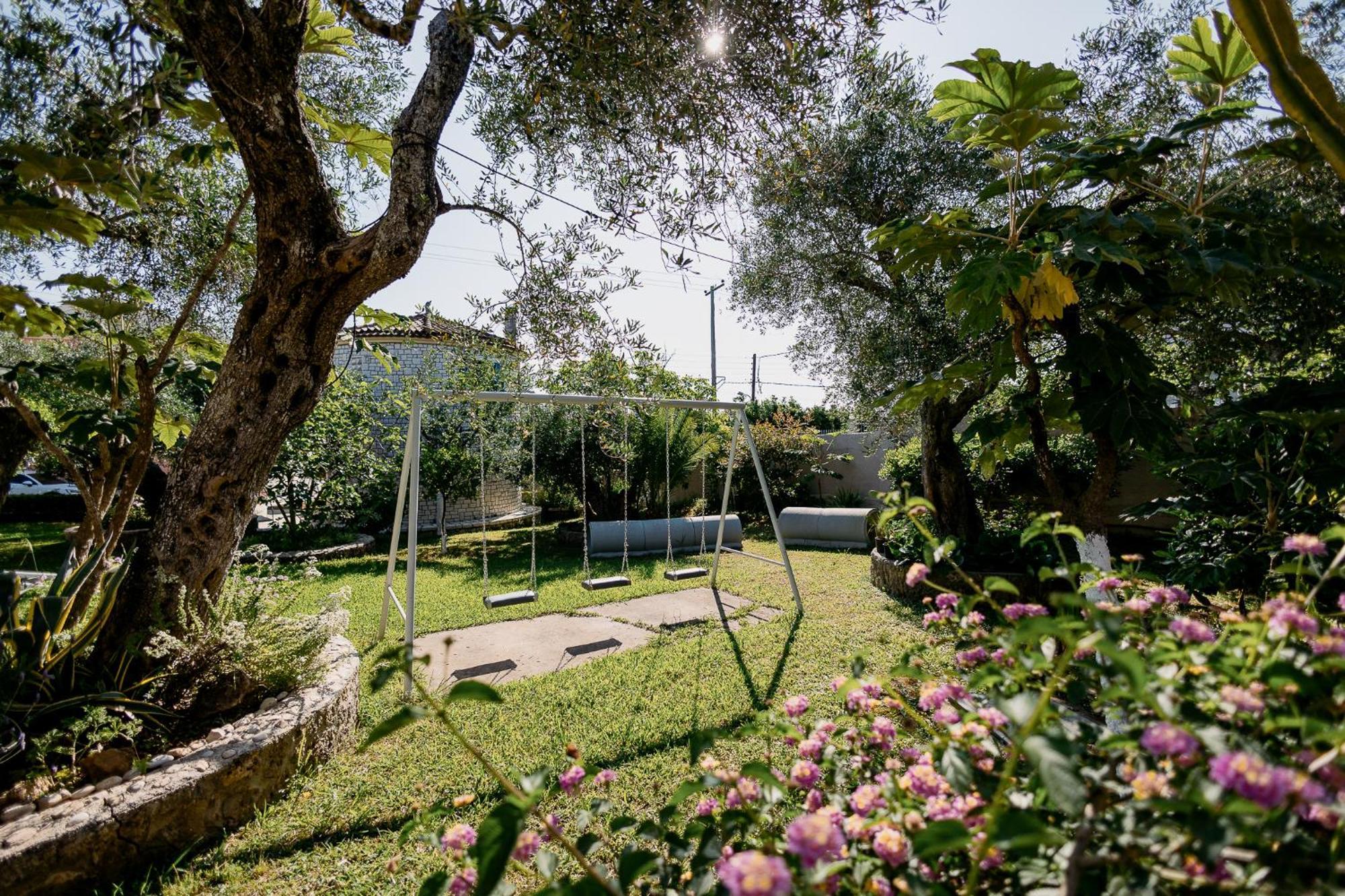 Mathraki Resort Gouvia Exterior foto
